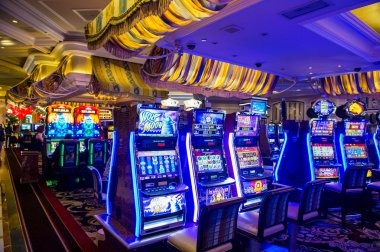 ambisitoto Dice Game interface showing rolling dice, bet options, and live balance update